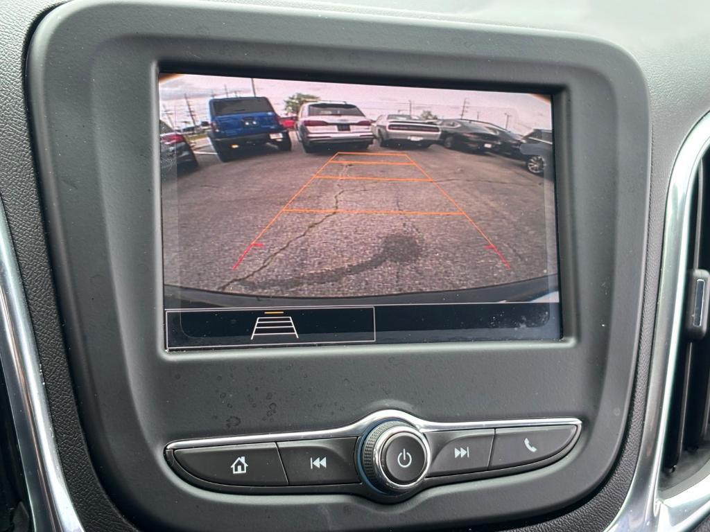 used 2023 Chevrolet Equinox car, priced at $19,247