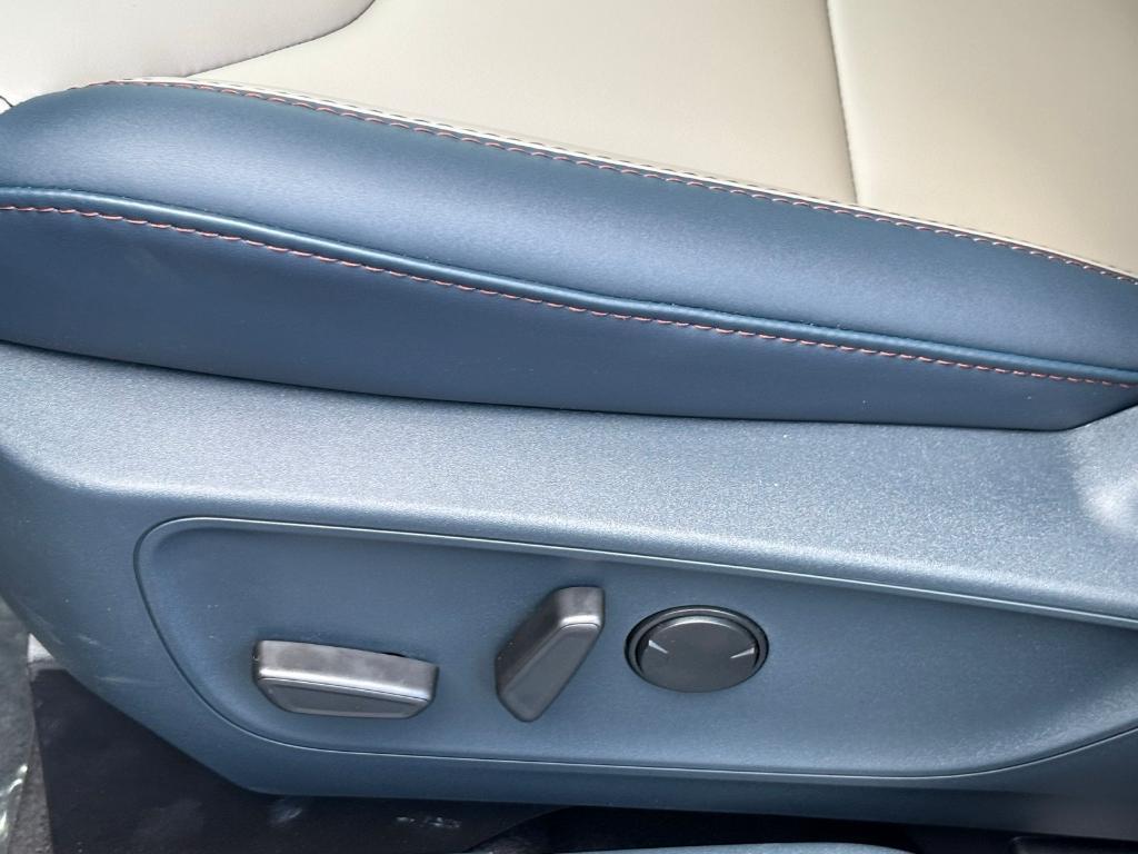 new 2025 Ford Maverick car, priced at $36,547