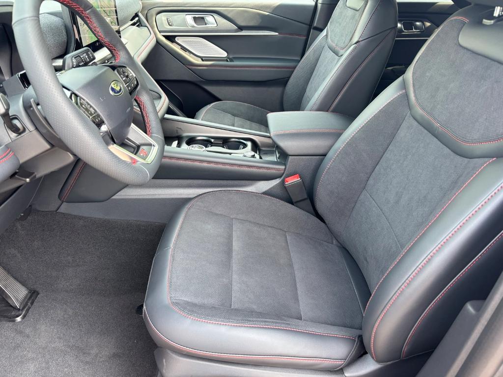 new 2025 Ford Explorer car, priced at $58,116