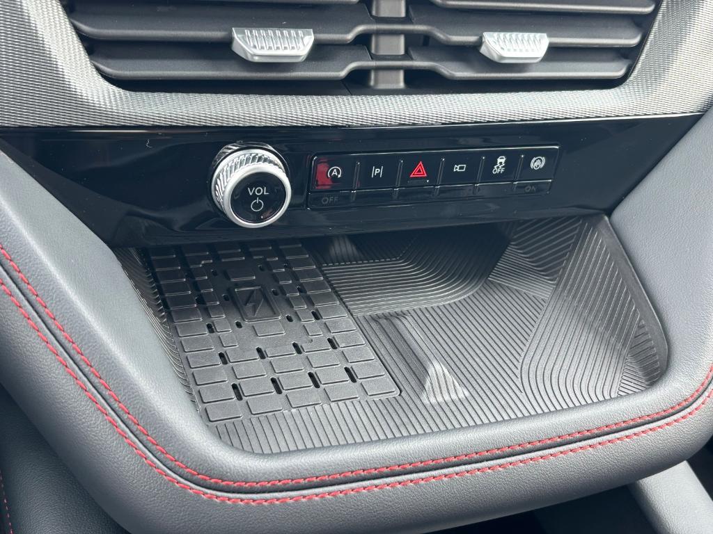 new 2025 Ford Explorer car, priced at $58,116