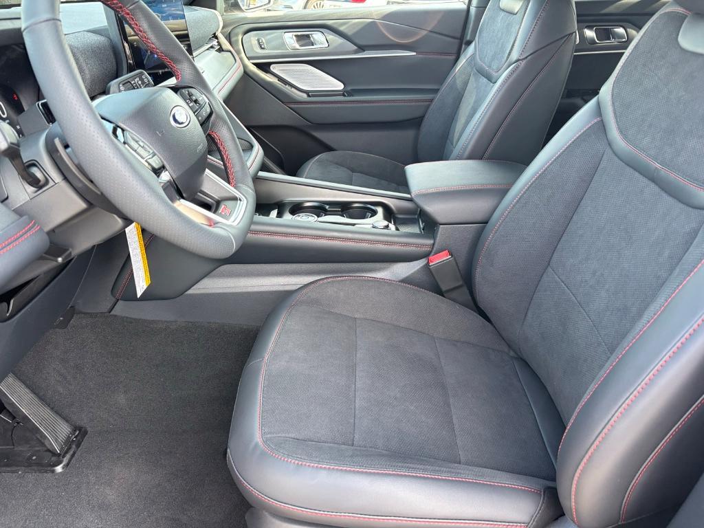 new 2025 Ford Explorer car, priced at $58,887