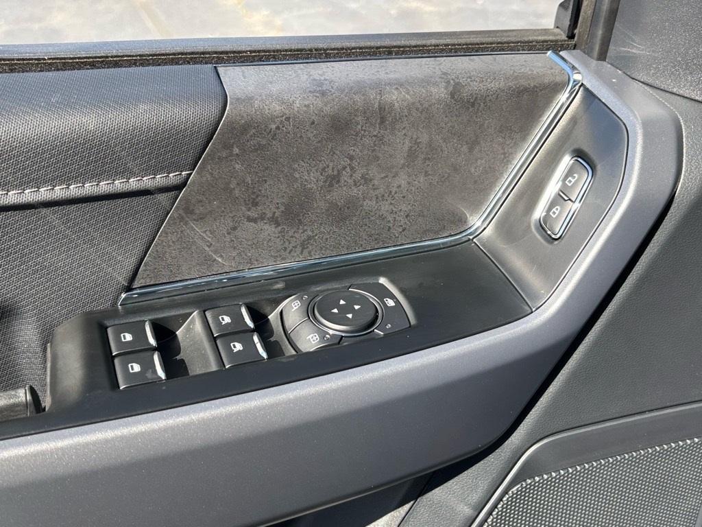 new 2025 Ford F-150 car, priced at $47,728