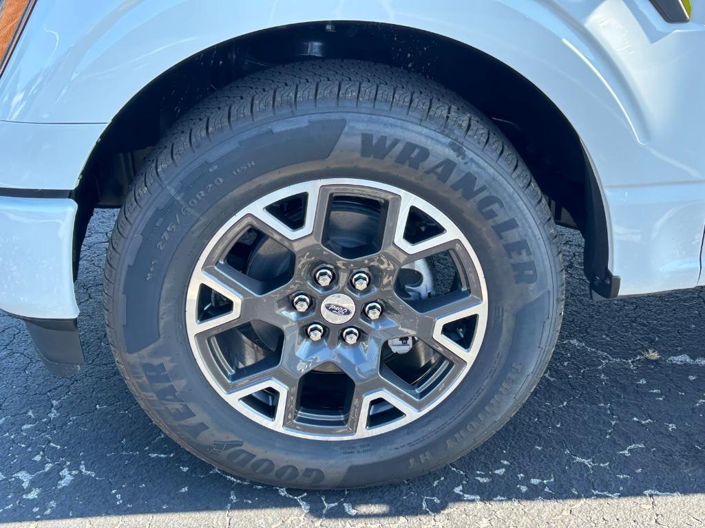 new 2025 Ford F-150 car, priced at $46,600