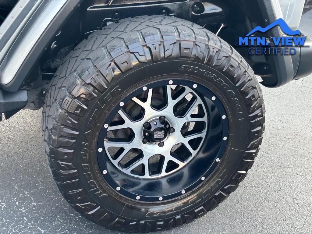 used 2018 Jeep Wrangler Unlimited car, priced at $25,806