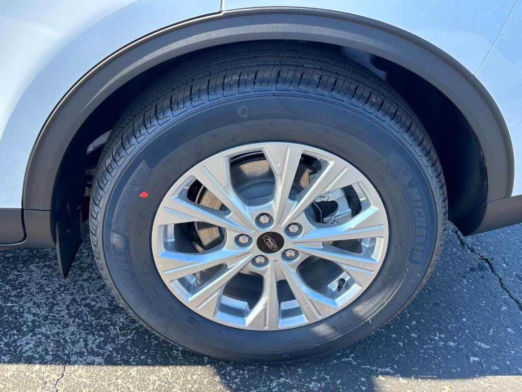 new 2026 Ford Escape car, priced at $32,675