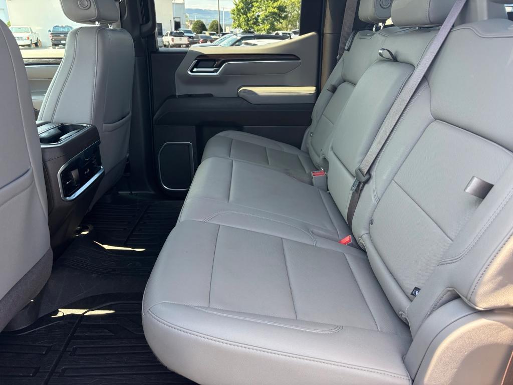used 2022 GMC Sierra 1500 car, priced at $45,187