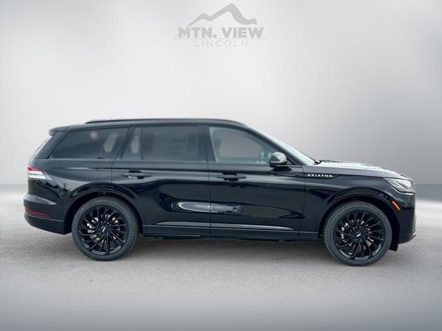 new 2025 Lincoln Aviator car, priced at $71,175