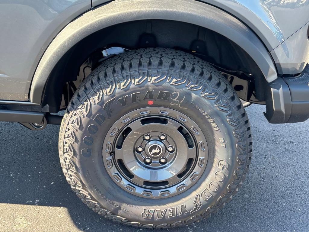 new 2025 Ford Bronco car, priced at $61,974