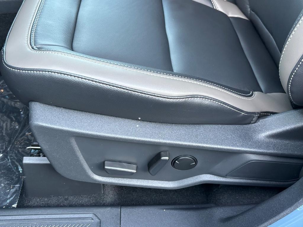 new 2025 Ford Bronco car, priced at $59,020
