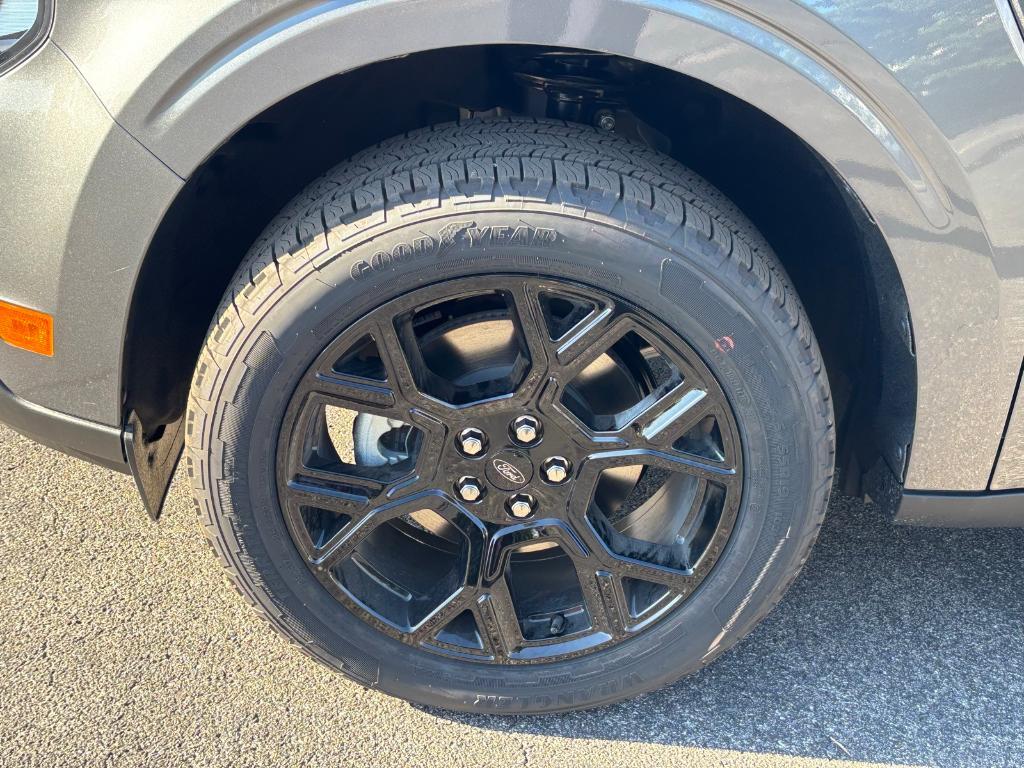 new 2025 Ford Maverick car, priced at $32,587