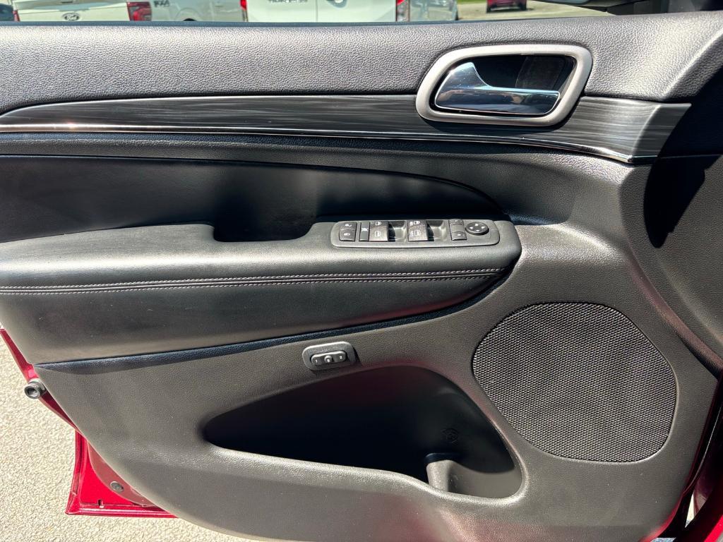 used 2020 Jeep Grand Cherokee car, priced at $24,073