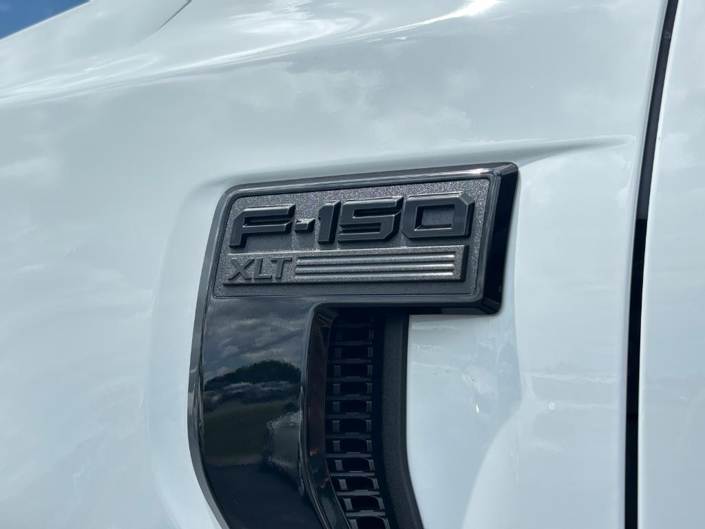 new 2025 Ford F-150 car, priced at $61,589