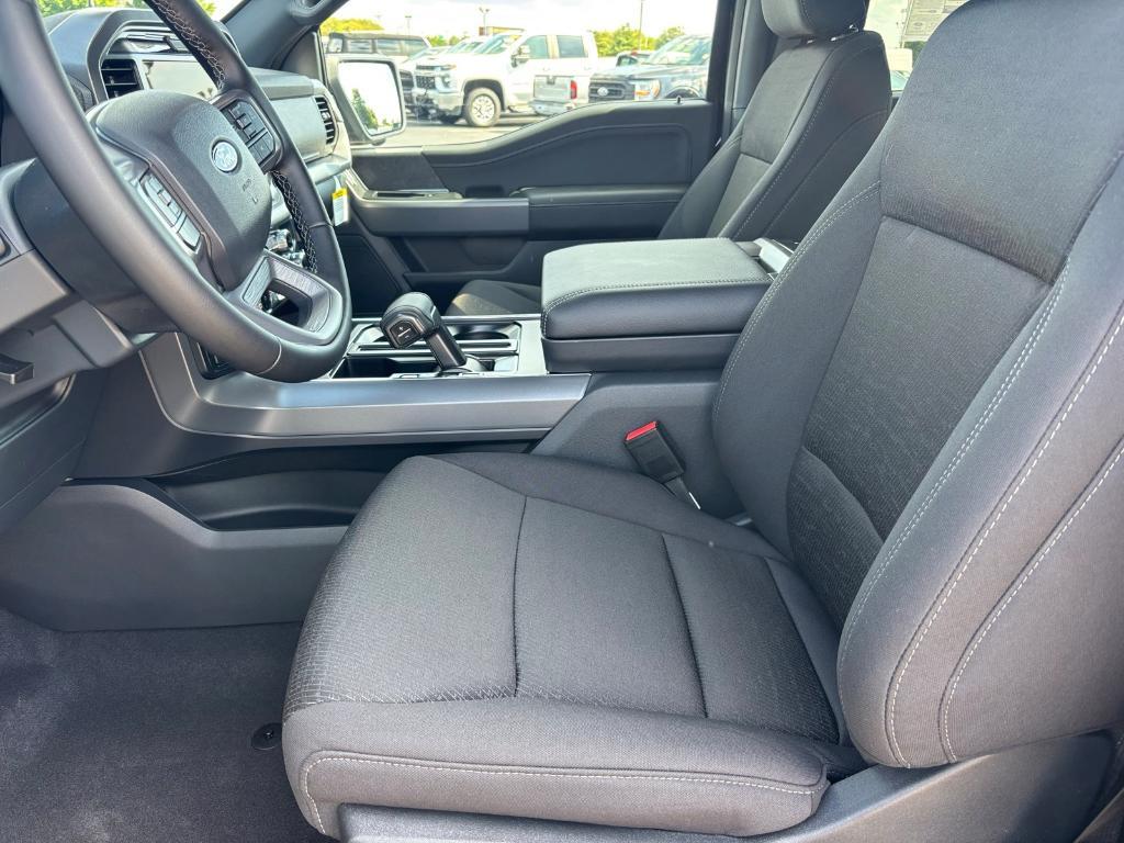 new 2025 Ford F-150 car, priced at $61,899