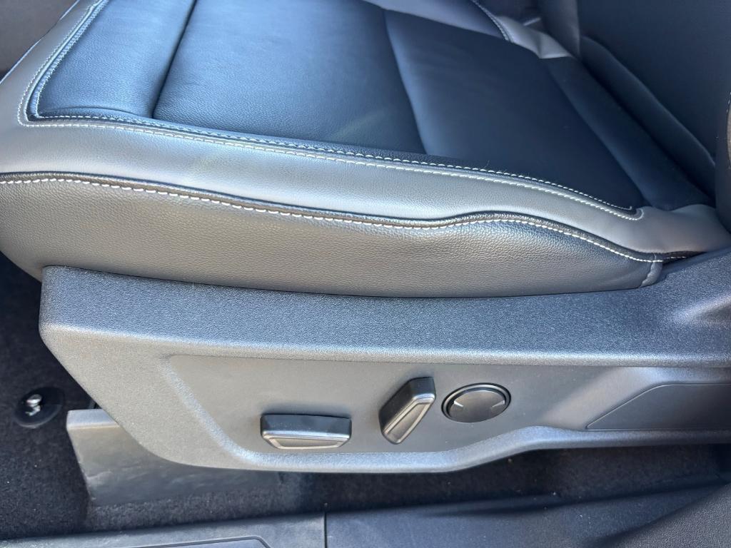 new 2025 Ford Bronco car, priced at $51,005