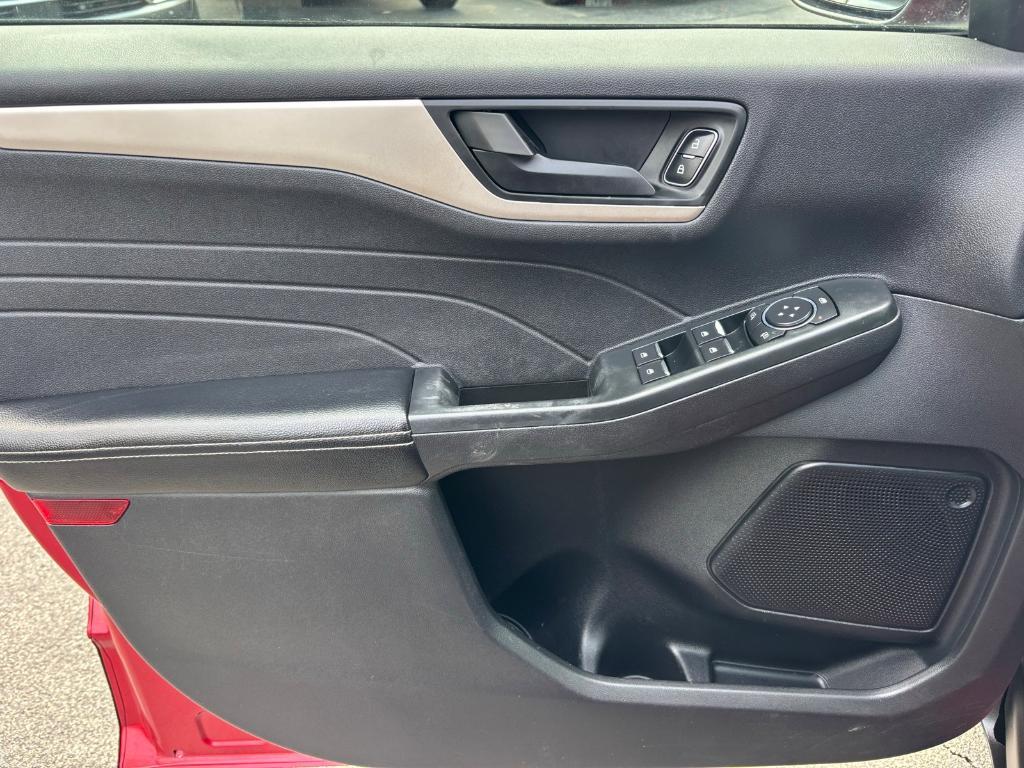 used 2022 Ford Escape car, priced at $14,538