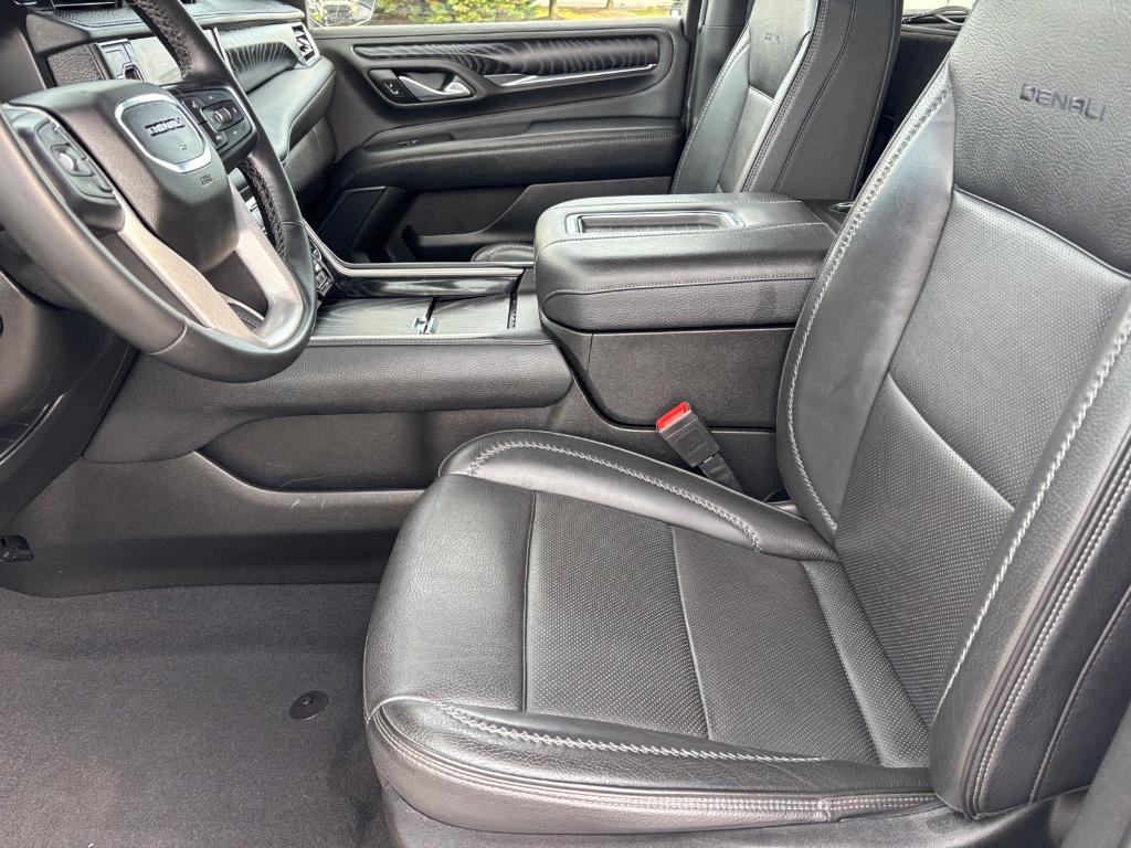 used 2023 GMC Yukon car, priced at $53,706