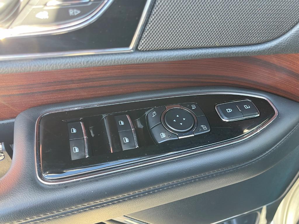 used 2023 Lincoln Navigator car, priced at $56,144
