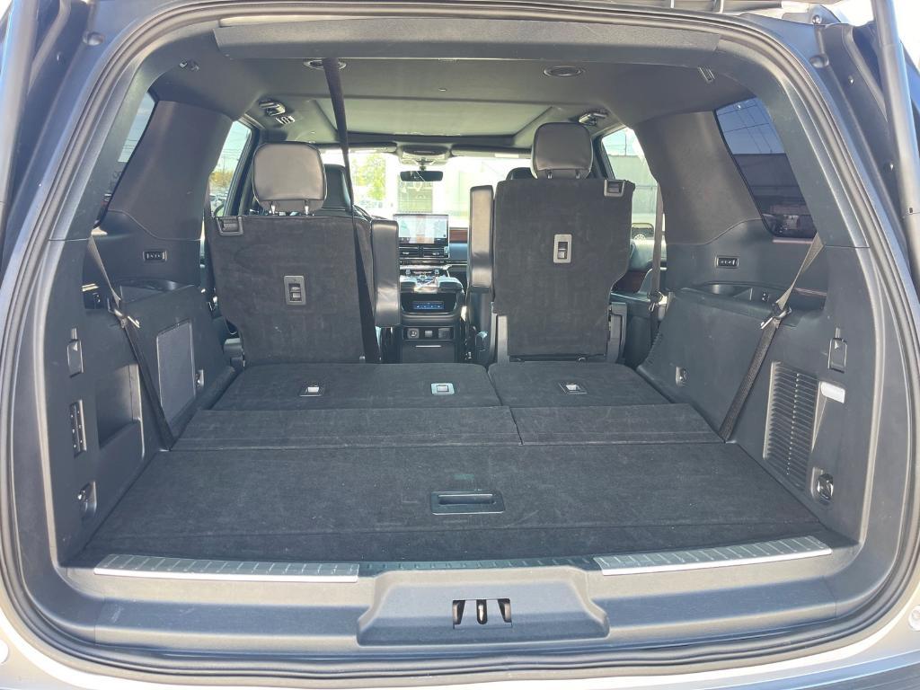 used 2023 Lincoln Navigator car, priced at $56,144