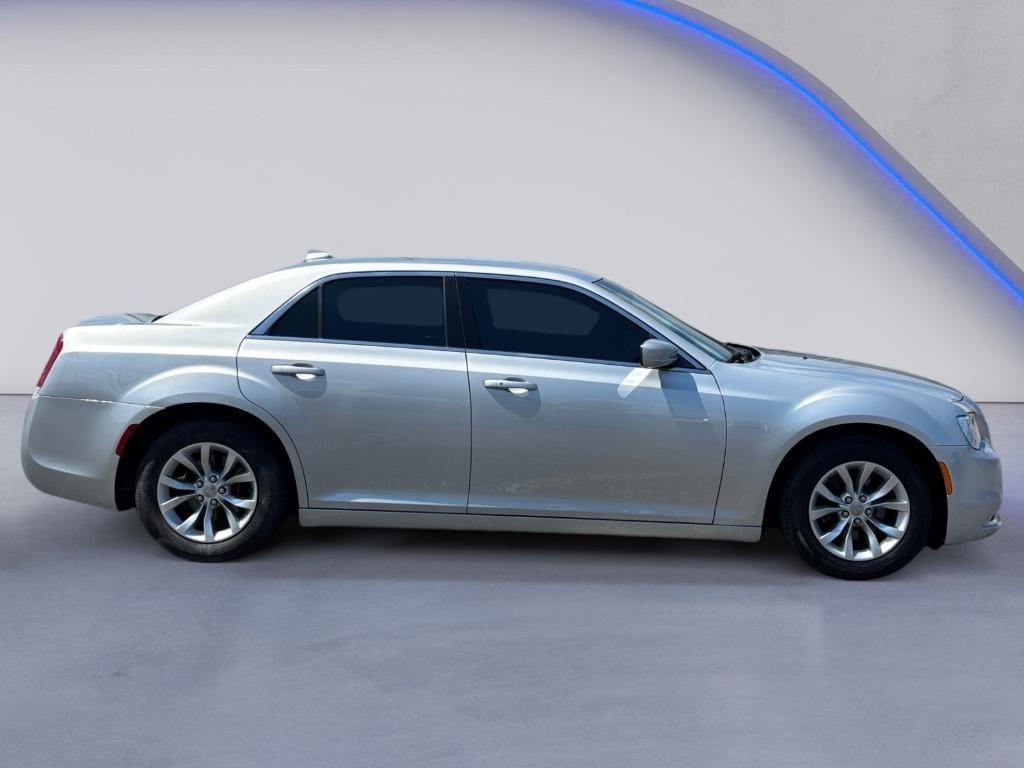 used 2020 Chrysler 300 car, priced at $18,102