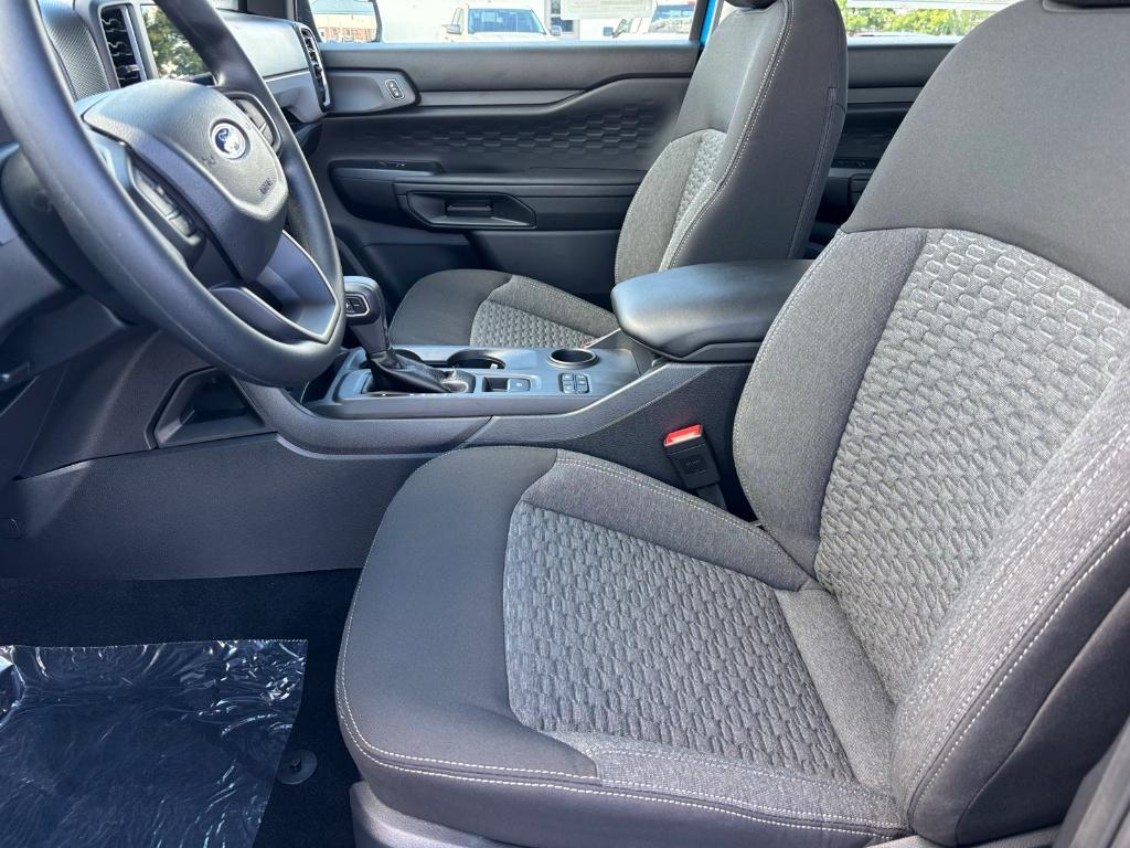 new 2025 Ford Ranger car, priced at $33,675