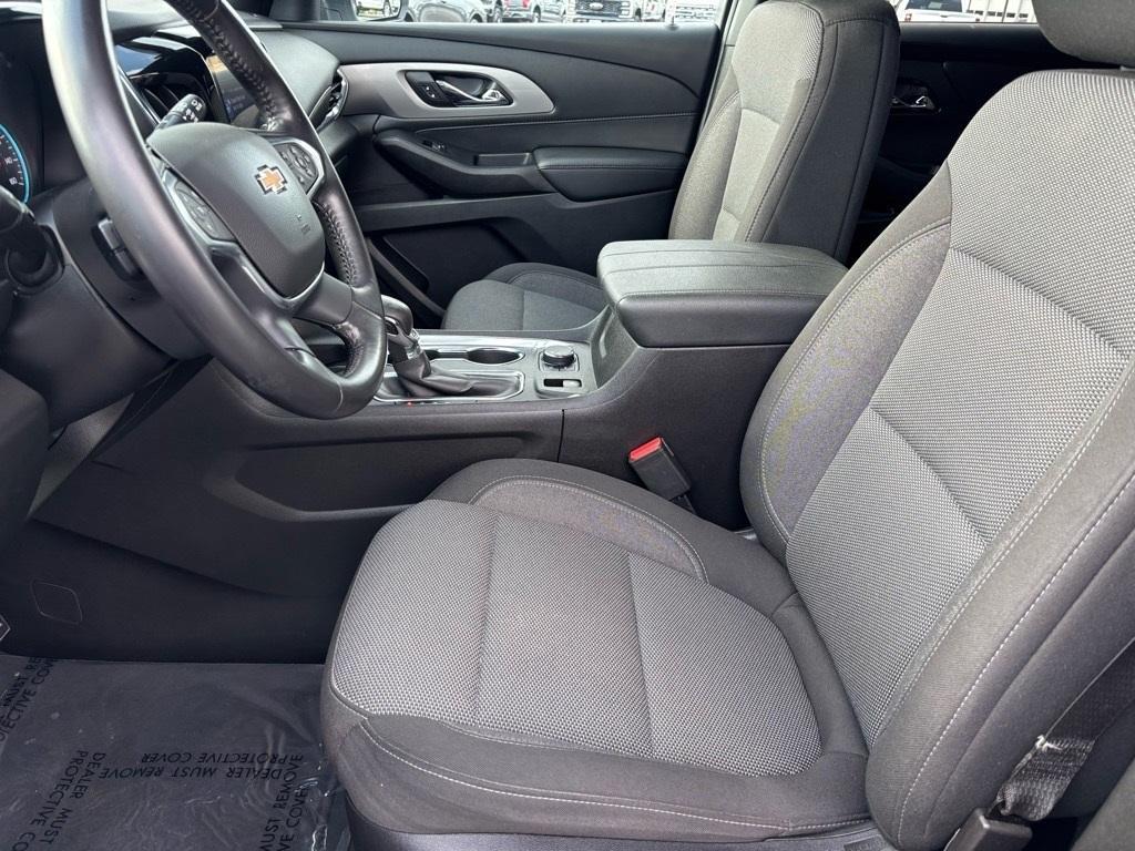 used 2022 Chevrolet Traverse car, priced at $25,144