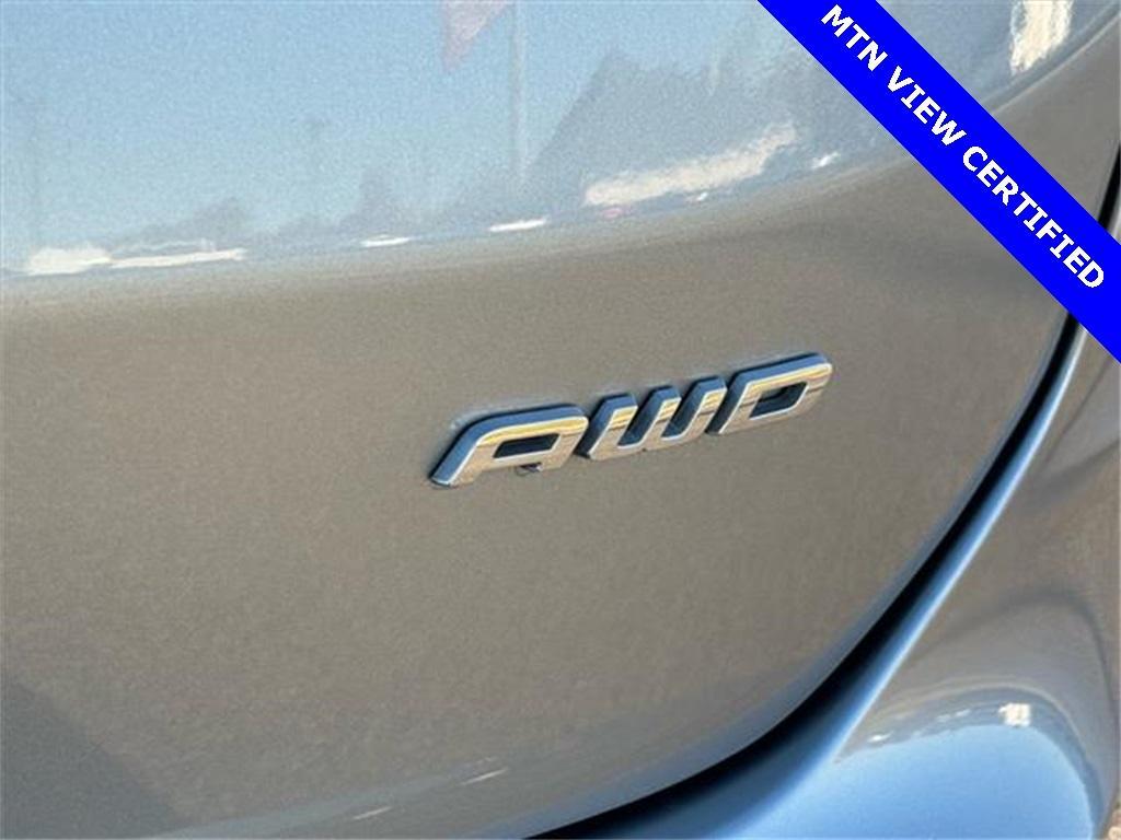 used 2024 Ford Edge car, priced at $31,152