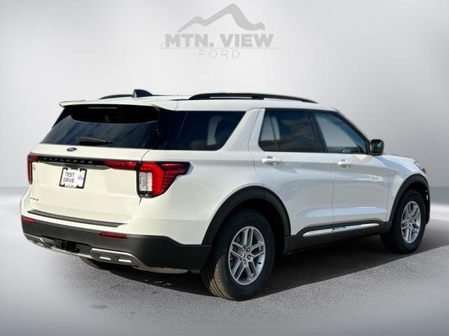 new 2025 Ford Explorer car, priced at $43,105