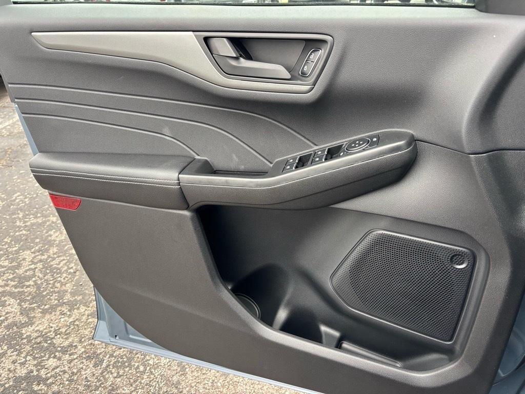 new 2025 Ford Escape car, priced at $29,993