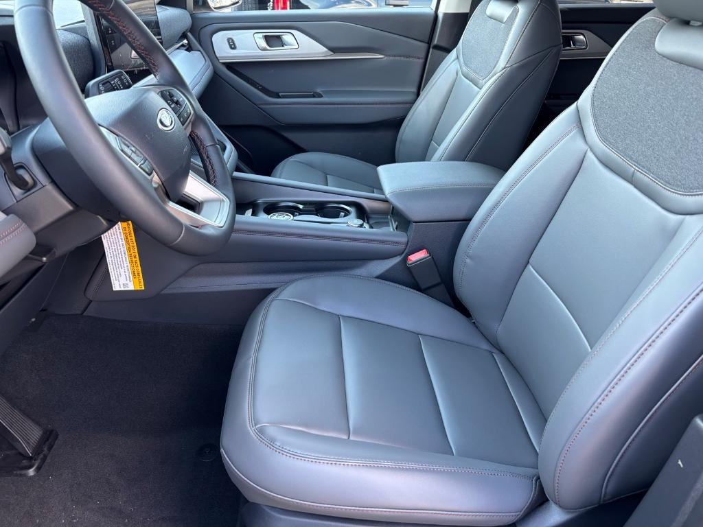 new 2025 Ford Explorer car, priced at $42,407