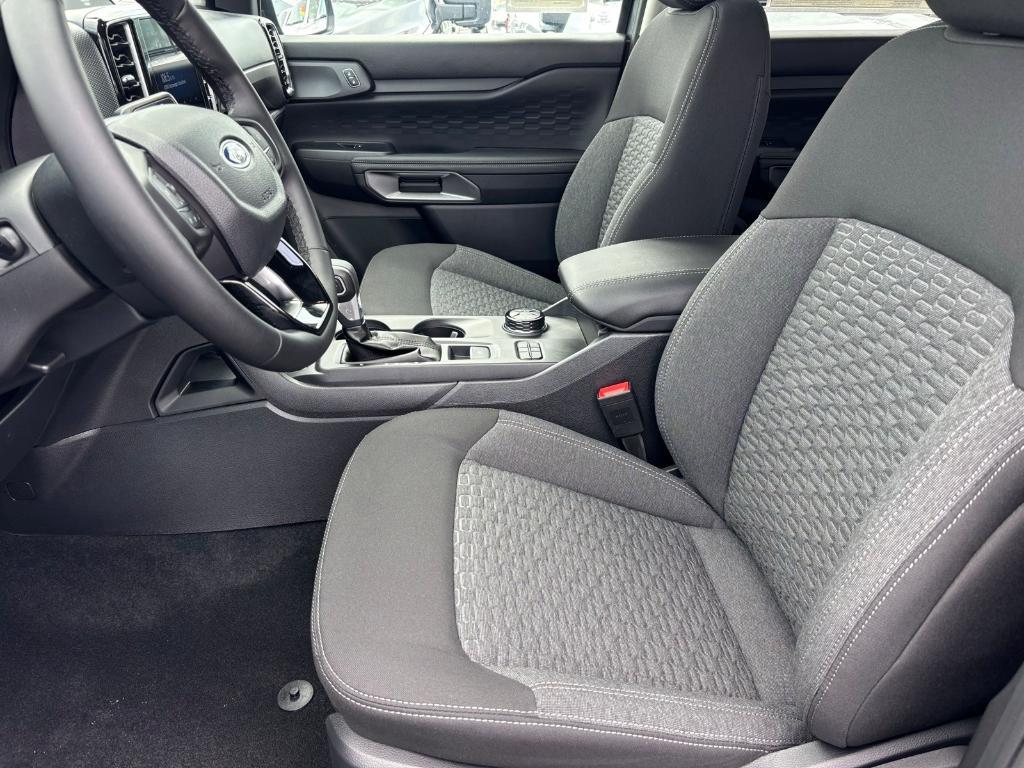new 2025 Ford Ranger car, priced at $38,560