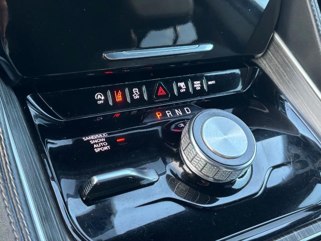 used 2023 Jeep Wagoneer L car, priced at $40,916