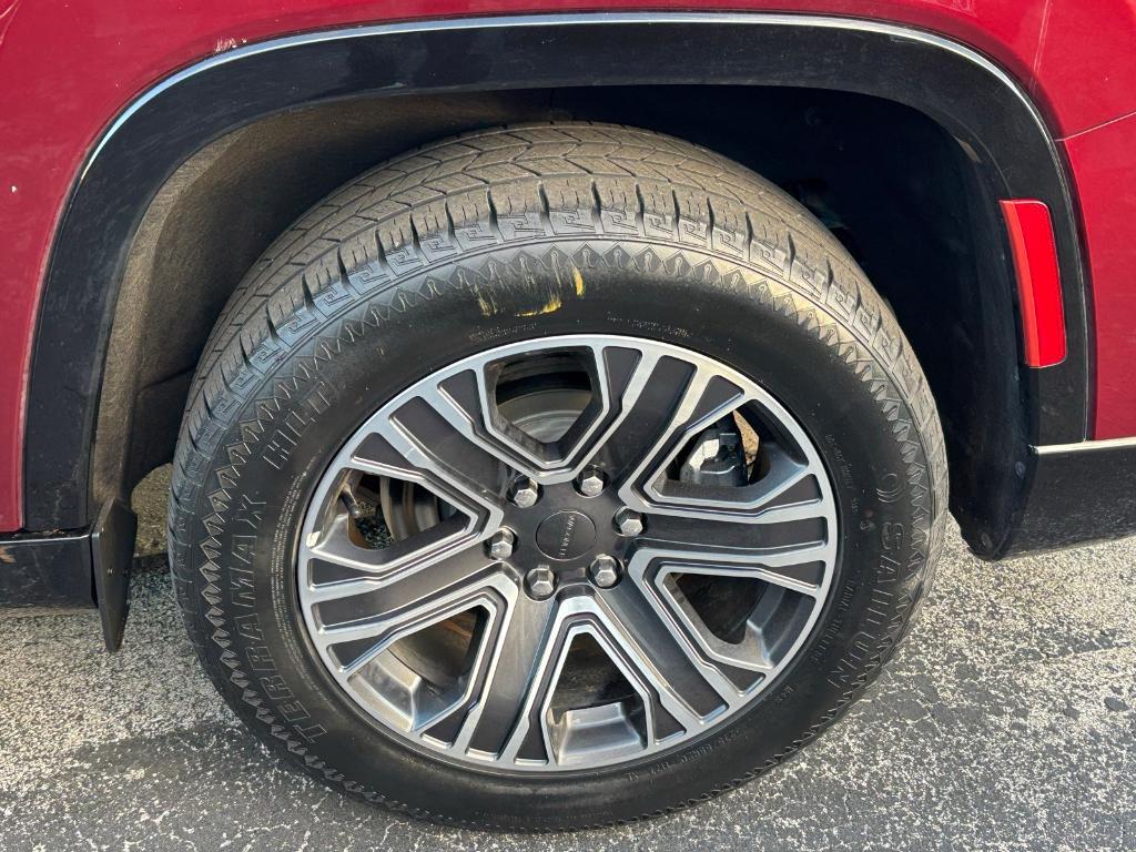 used 2023 Jeep Wagoneer L car, priced at $40,916