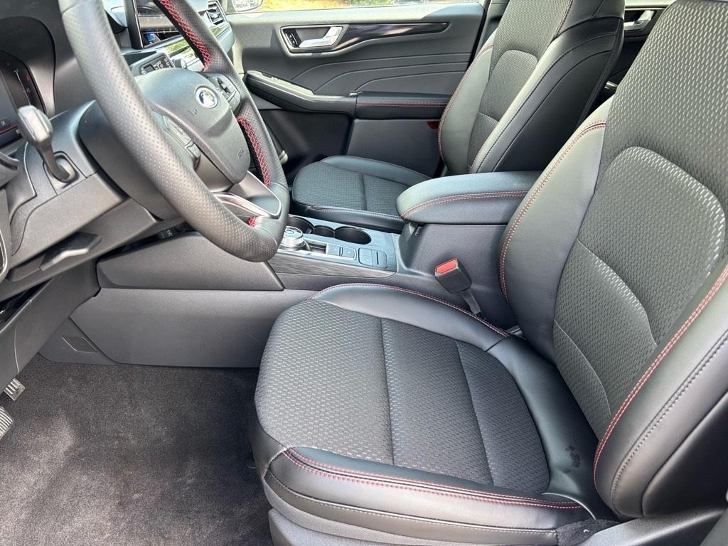 new 2025 Ford Escape car, priced at $31,209
