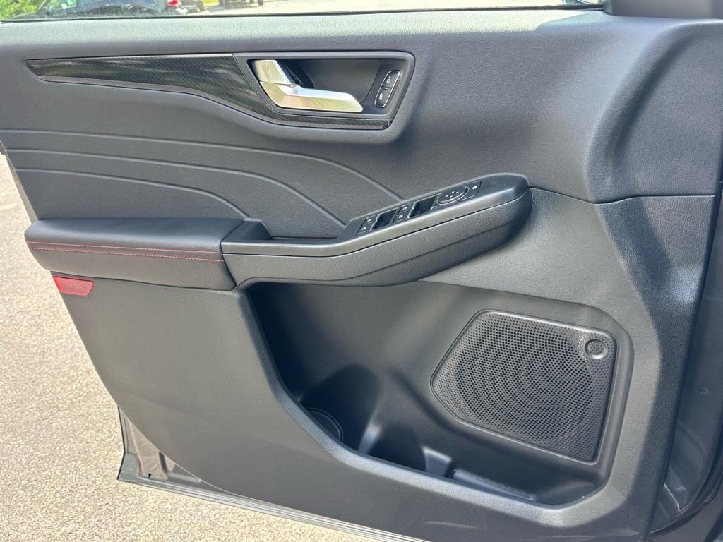 new 2025 Ford Escape car, priced at $31,209