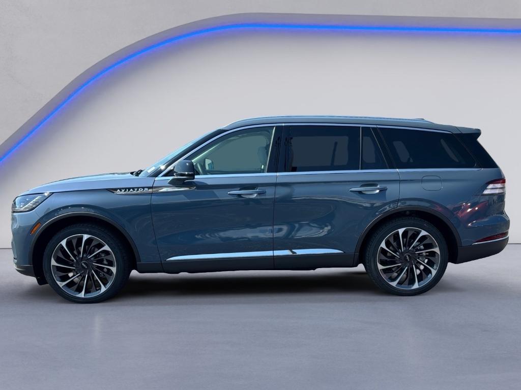 new 2025 Lincoln Aviator car, priced at $78,318