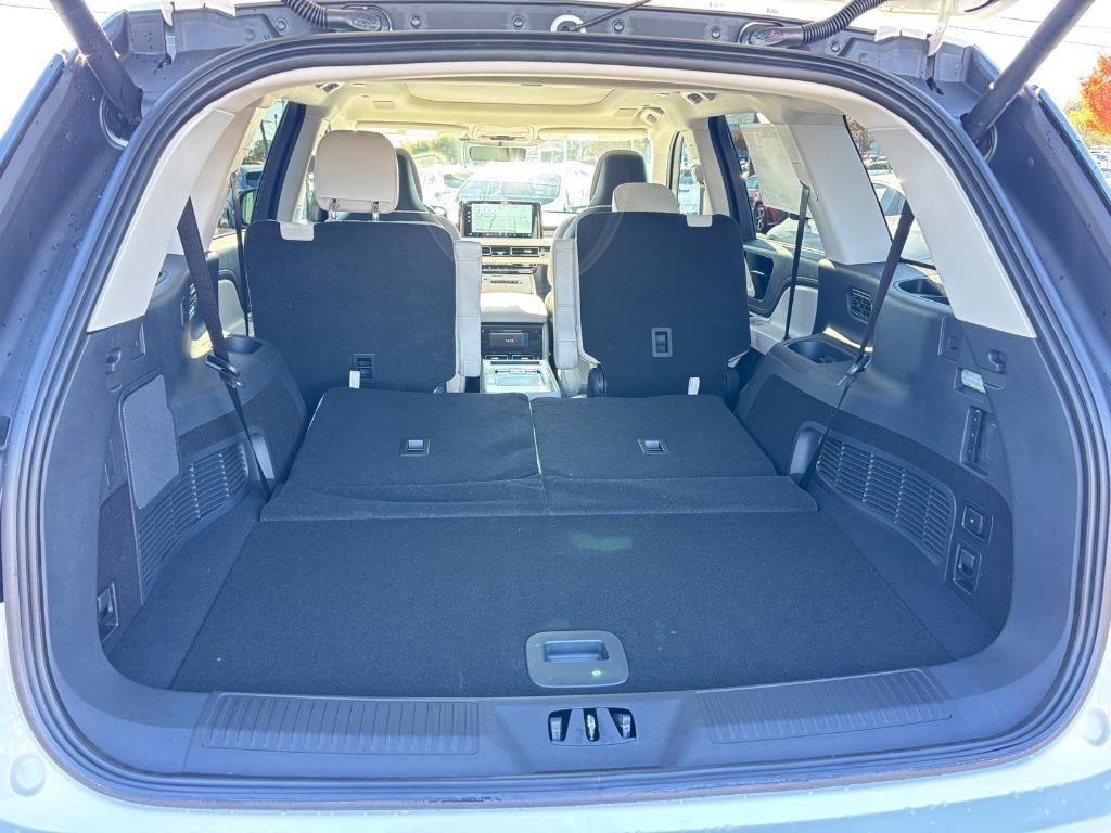 new 2026 Lincoln Aviator car, priced at $84,850