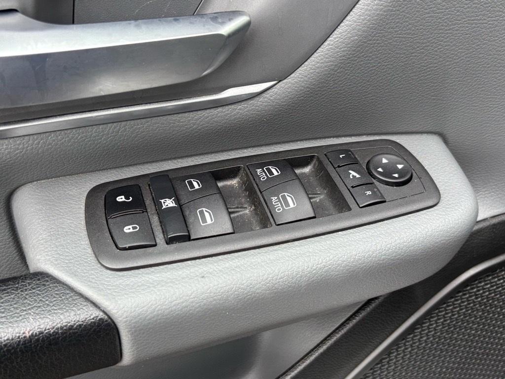 used 2023 Ram 1500 car, priced at $32,616