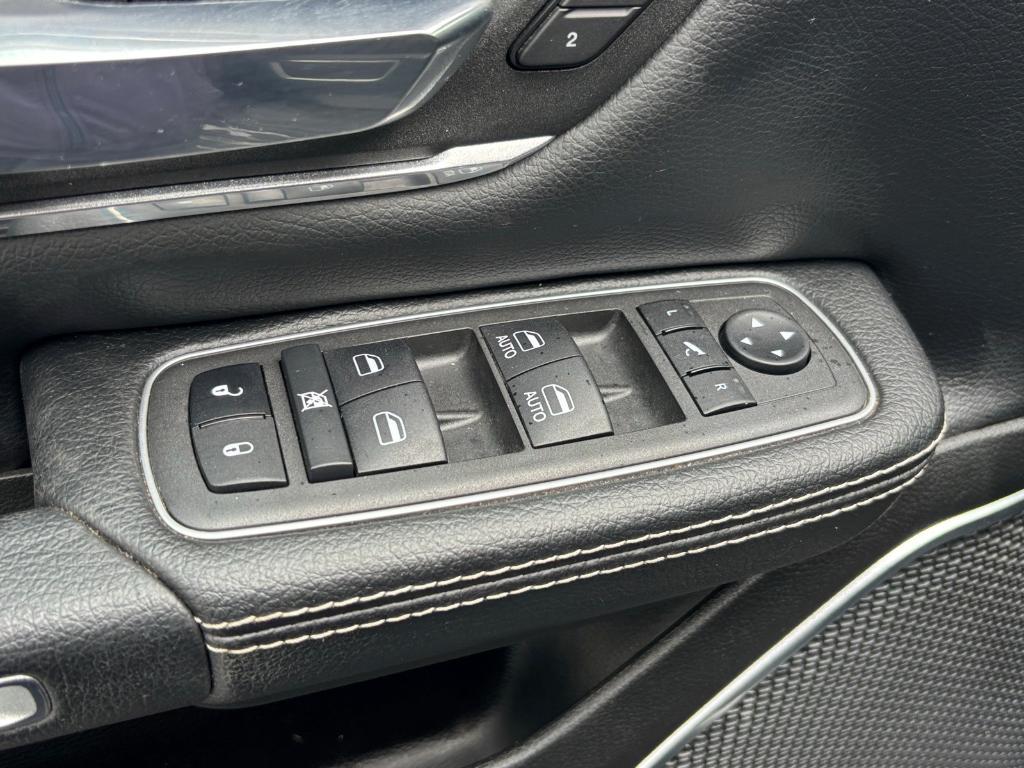 used 2022 Ram 1500 car, priced at $33,387