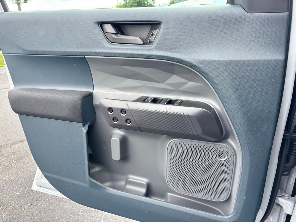 new 2025 Ford Maverick car, priced at $27,644
