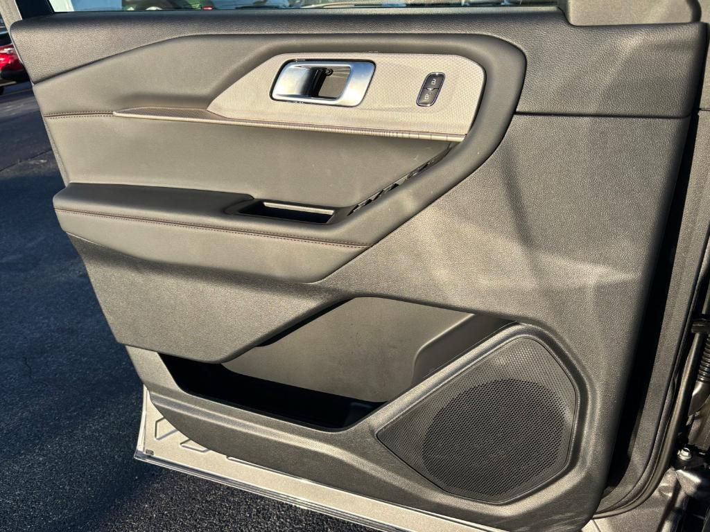 used 2025 Ford Explorer car, priced at $37,743