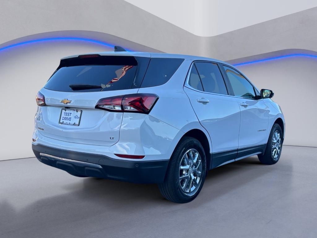 used 2023 Chevrolet Equinox car, priced at $14,233