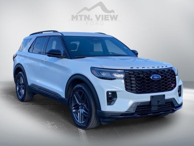 new 2025 Ford Explorer car, priced at $53,700