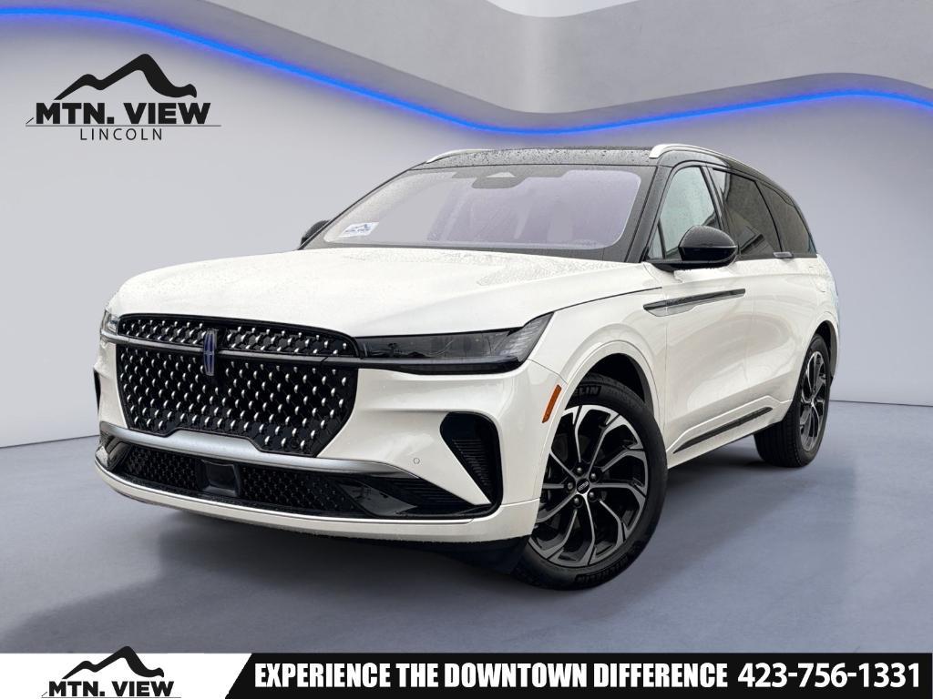 new 2025 Lincoln Nautilus car, priced at $67,600
