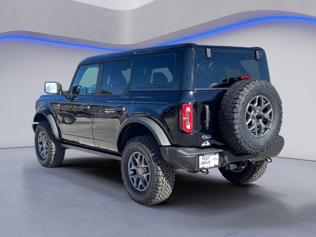 new 2025 Ford Bronco car, priced at $52,209