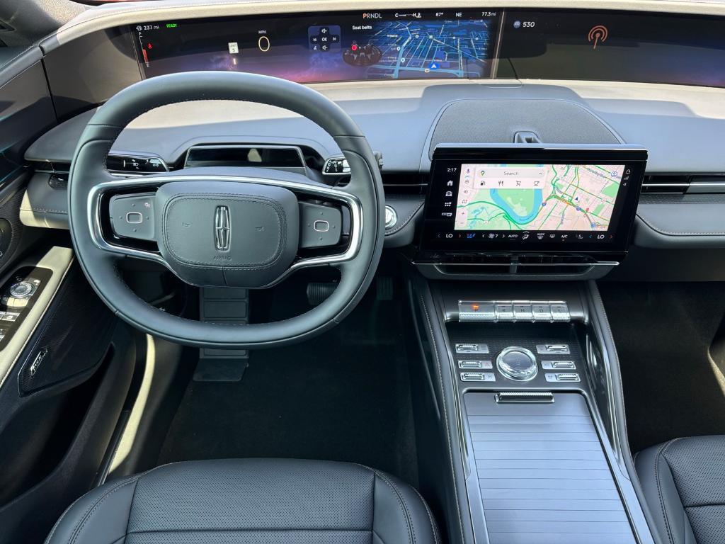 new 2025 Lincoln Nautilus car