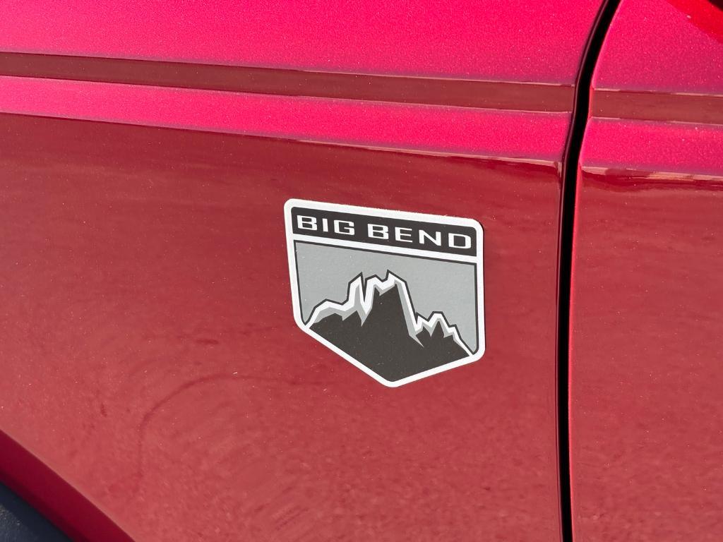 new 2025 Ford Bronco car, priced at $41,072