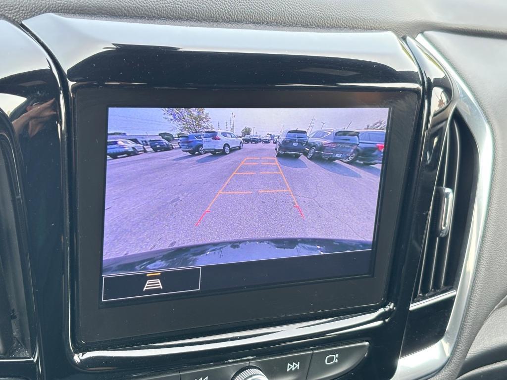 used 2023 Chevrolet Traverse car, priced at $27,053