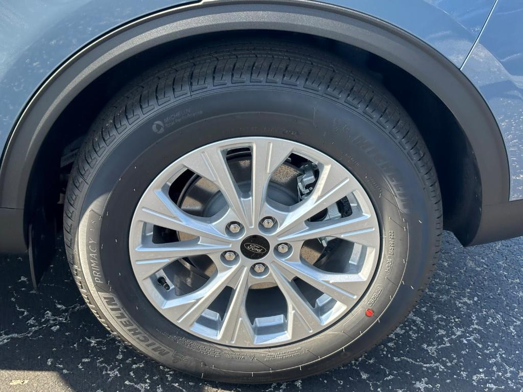 new 2026 Ford Escape car, priced at $32,180