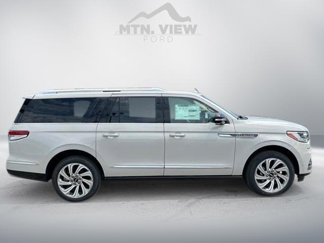 new 2024 Lincoln Navigator L car, priced at $99,750