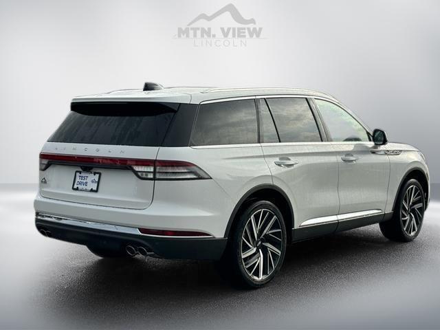 new 2025 Lincoln Aviator car, priced at $77,050